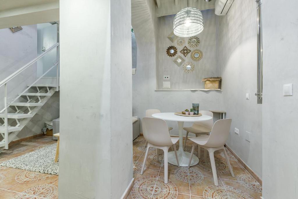 Molinillo Apartment 2 Bedrooms In Malaga Center المظهر الخارجي الصورة